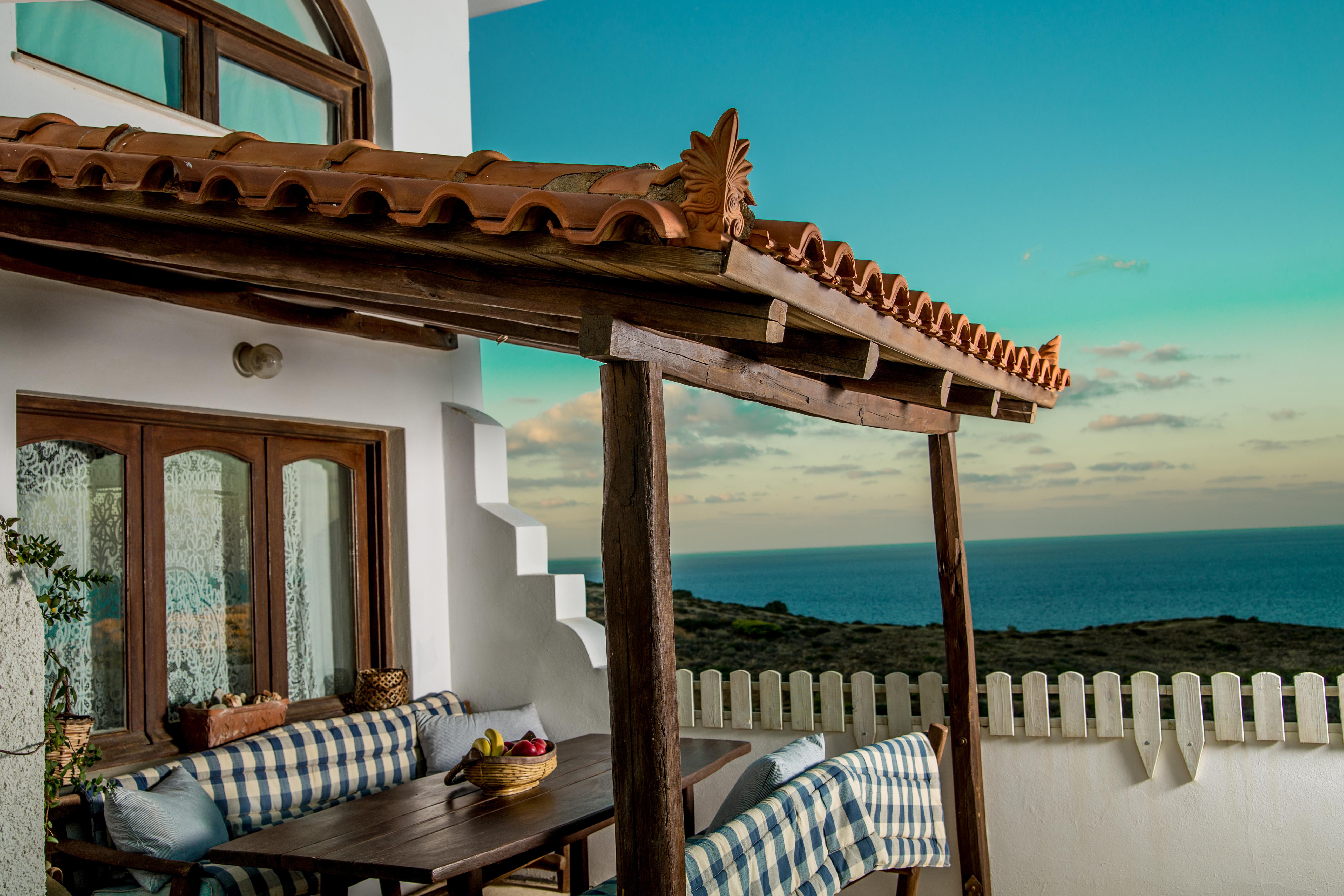 Iliatoras Aparthotel Agia Pelagia  Exterior photo