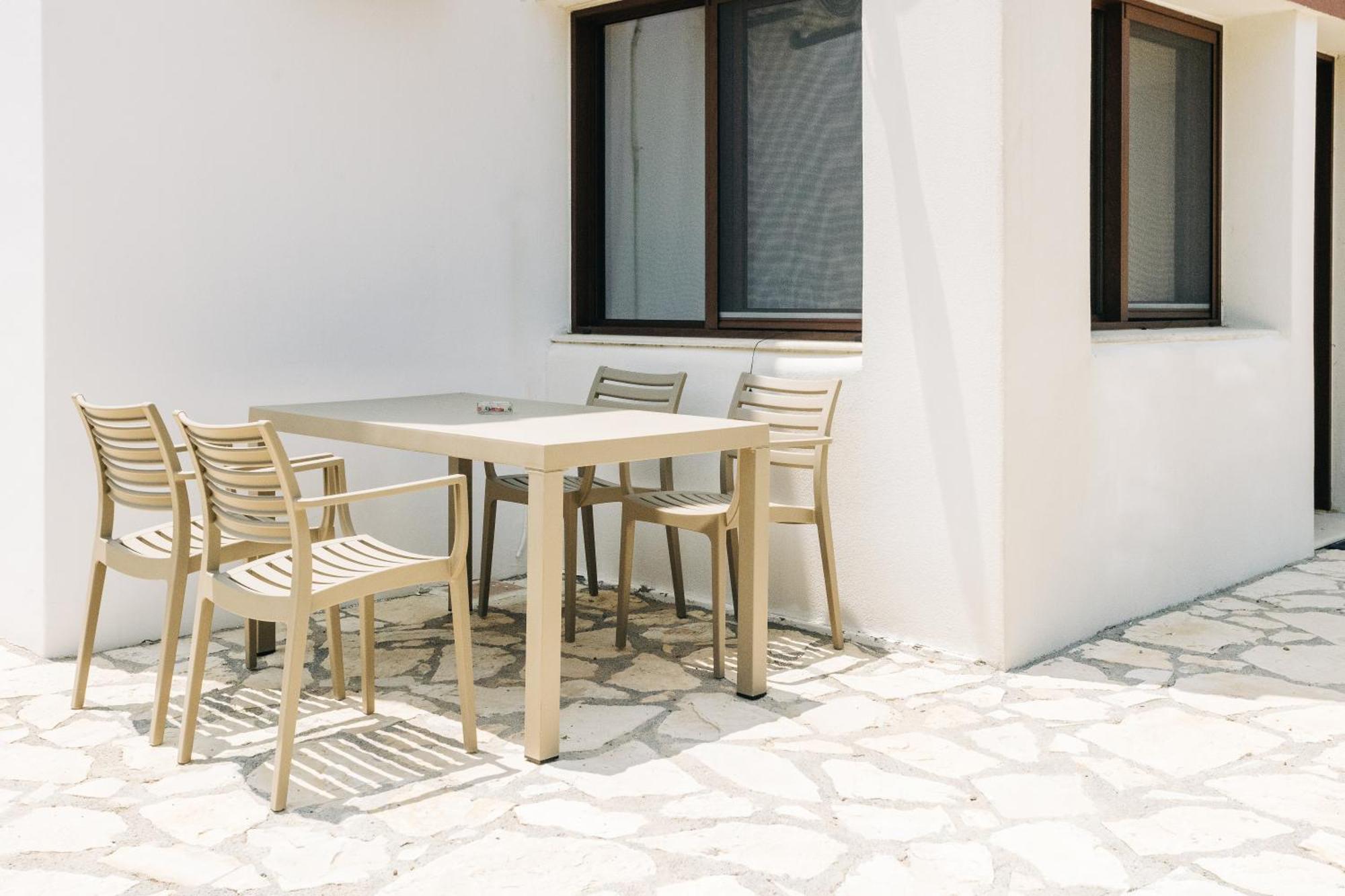 Iliatoras Aparthotel Agia Pelagia  Exterior photo