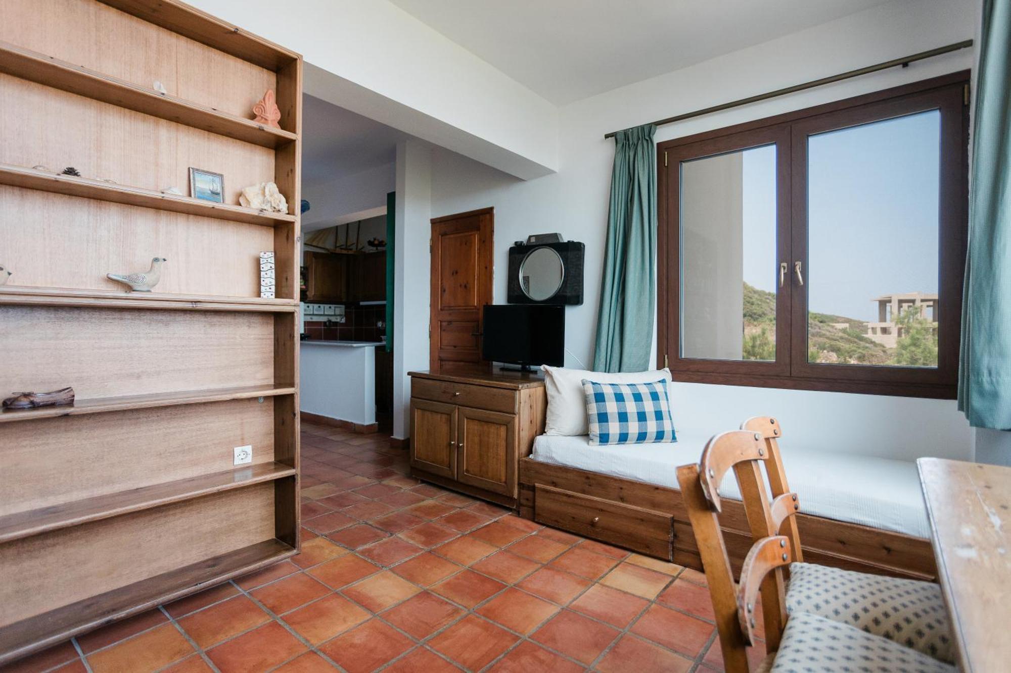 Iliatoras Aparthotel Agia Pelagia  Exterior photo